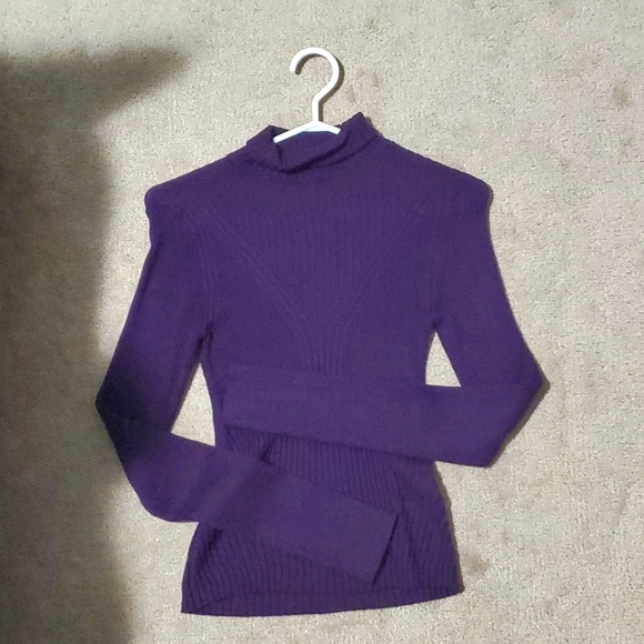 Xs stretchy turtle neck from Dynamite - Picture 1 of 1